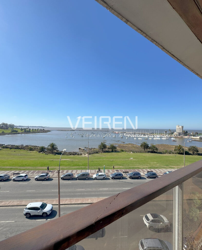 Apartamento no Puerto del Buceo